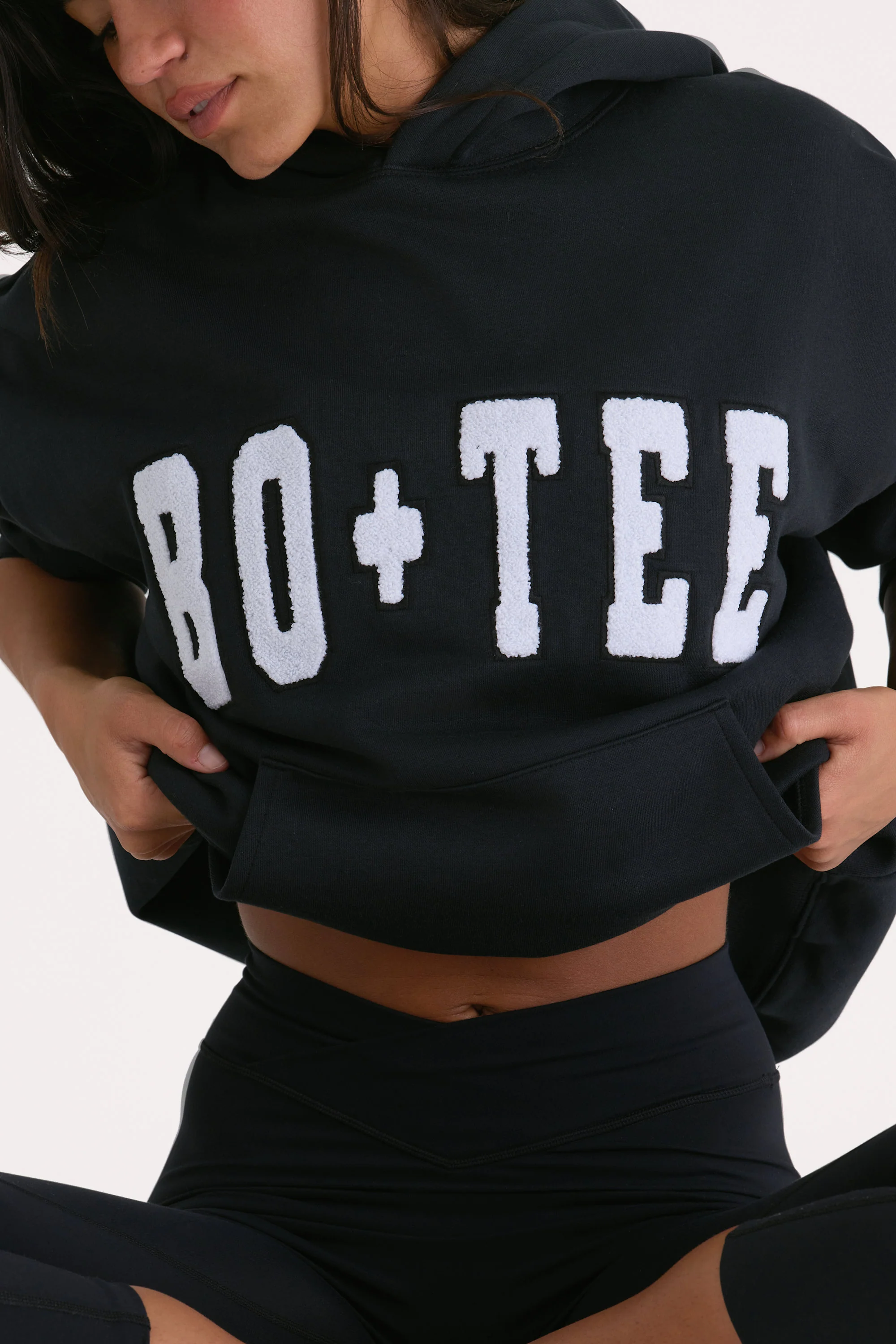 Oversized Hoodie in Black - Image 4