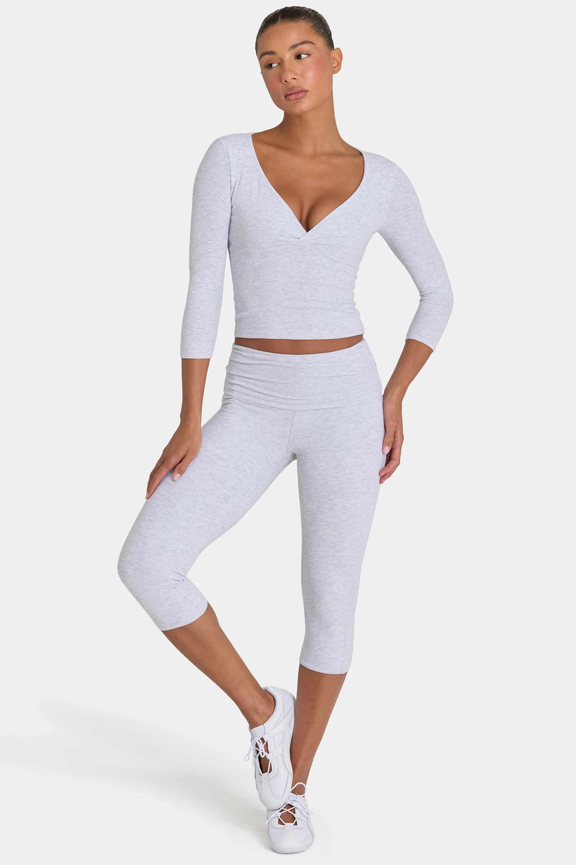 ButterCloud™ Low-Rise Capri Leggings in Grey Marl