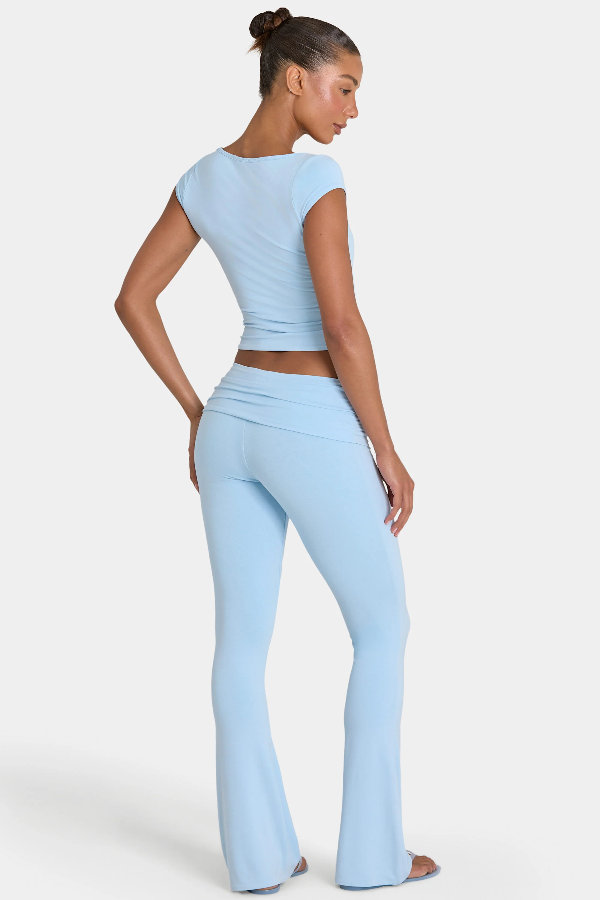ButterCloud™ Flared Leggings in Sky - Image 2