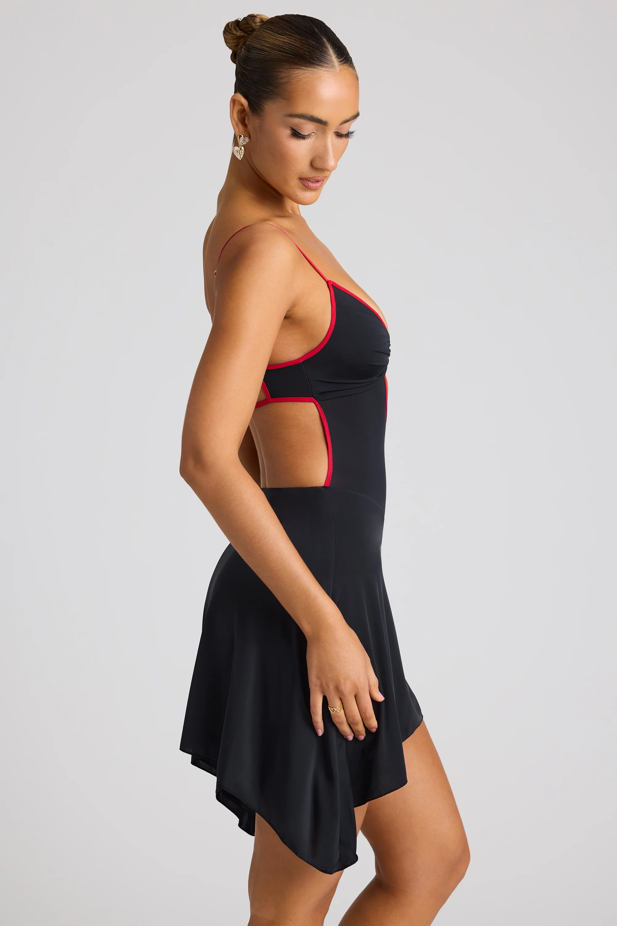 Contrast Binding Mini Dress in Black - Image 3
