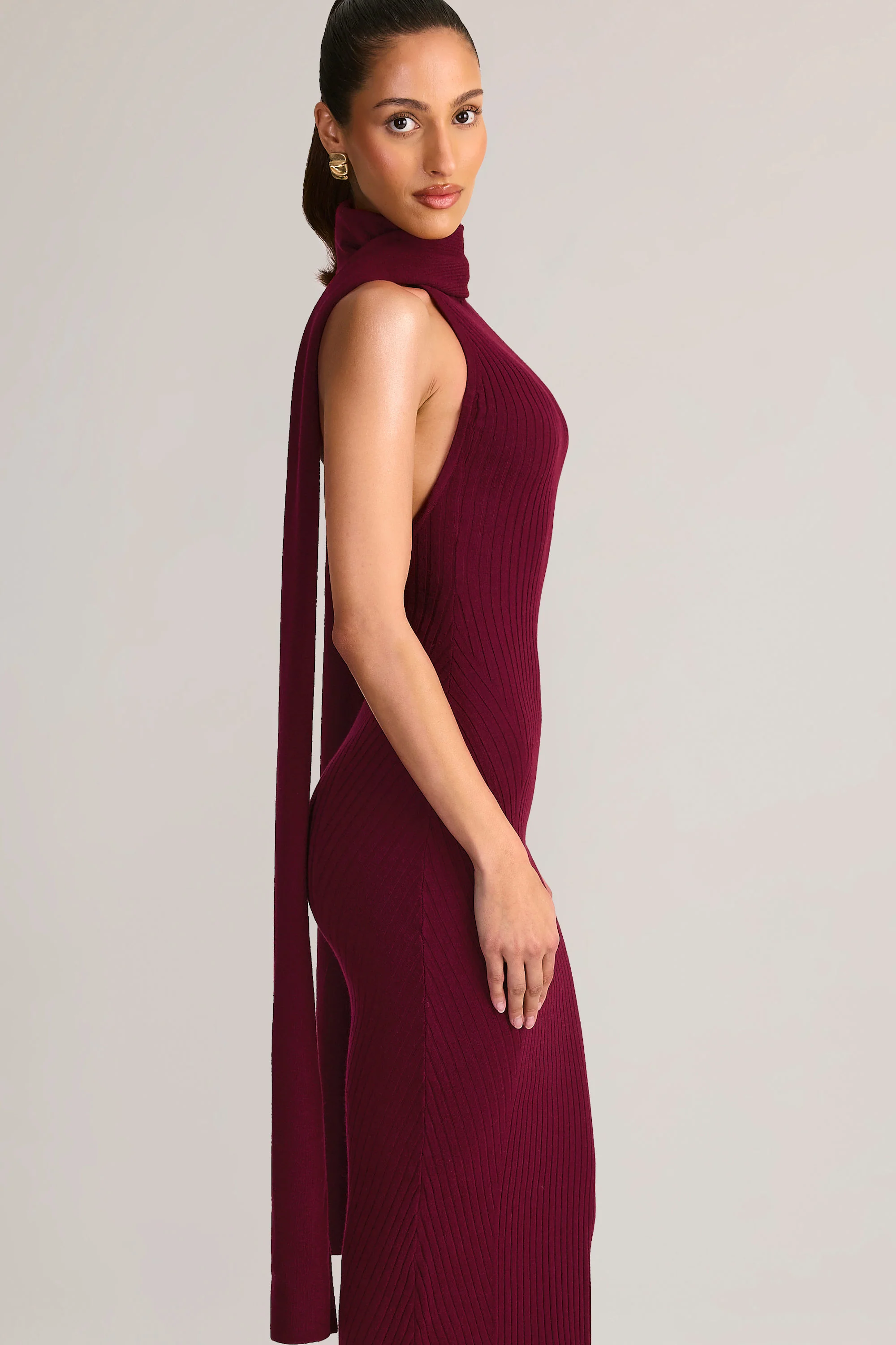 Rib-Knit Scarf-Detail Halterneck Maxi Dress in Wine - Image 3