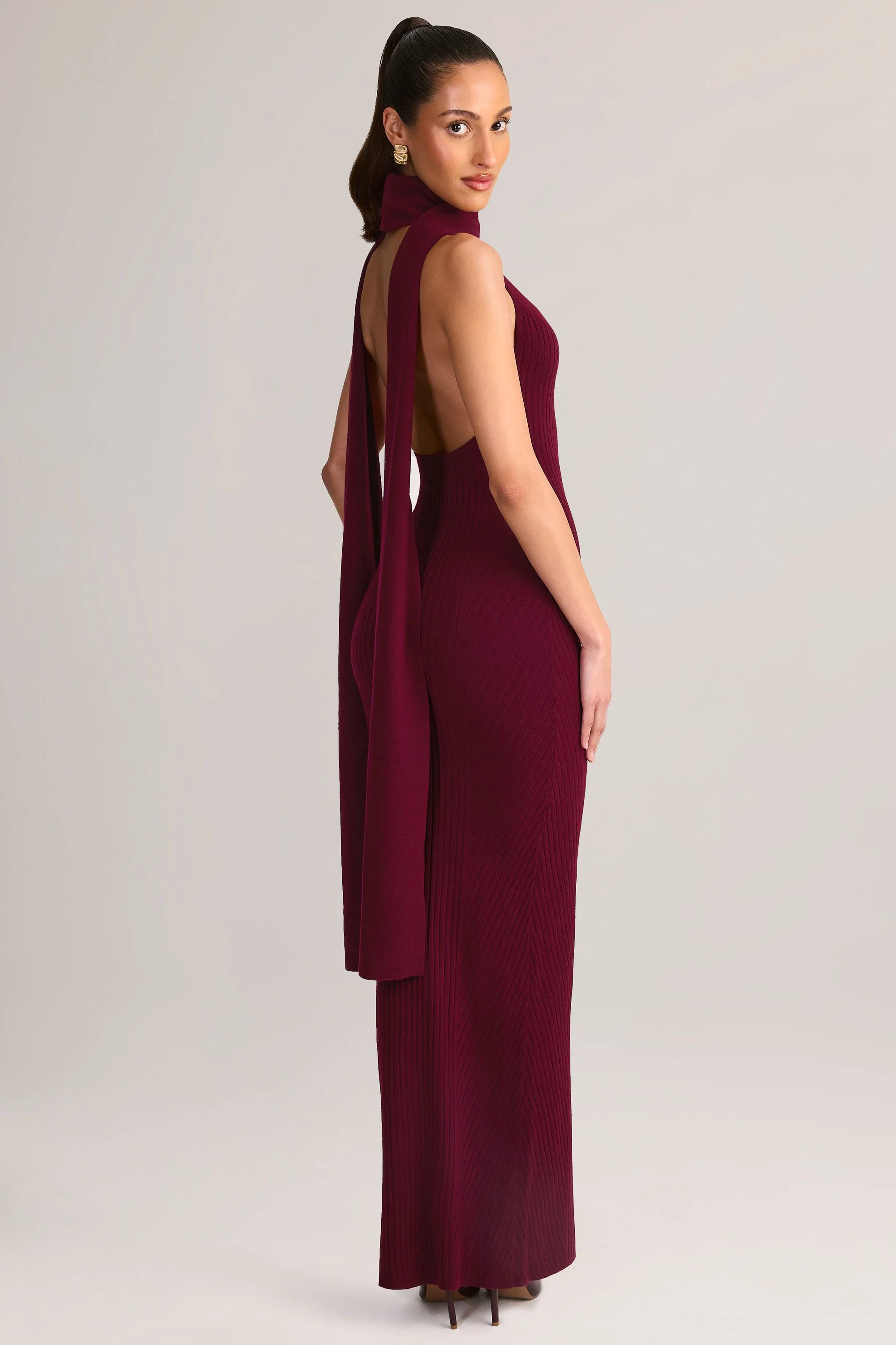 Rib-Knit Scarf-Detail Halterneck Maxi Dress in Wine - Image 7
