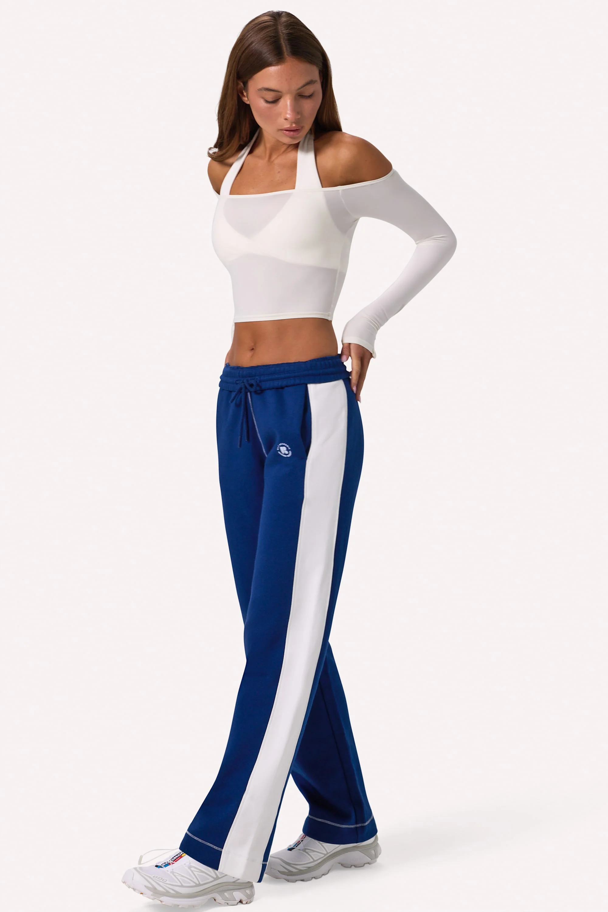 Wide Leg Sweatpants in Navy - Image 3