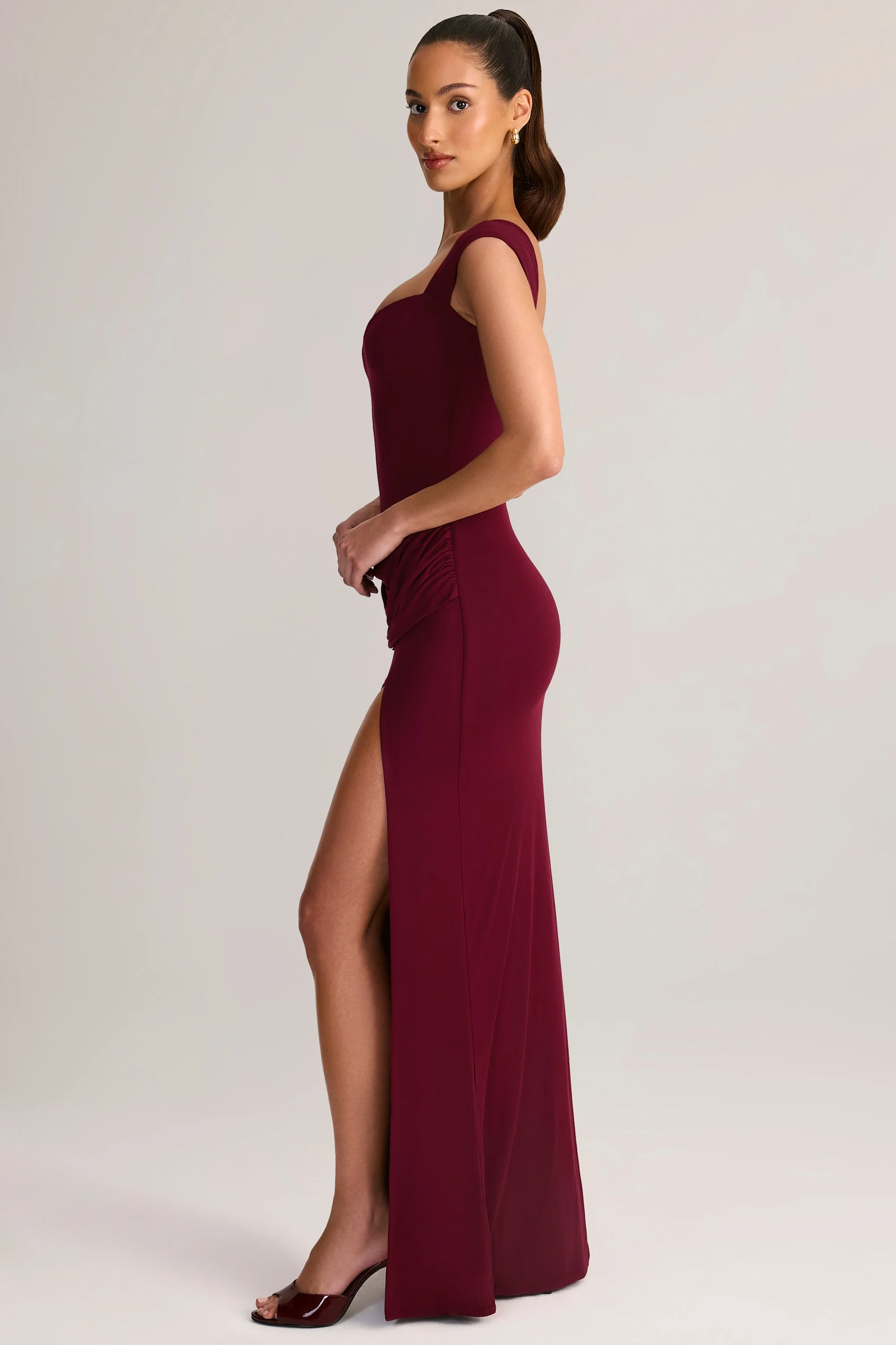 Modal Sweetheart-Neck Cowl-Waist Maxi Dress in Wine - Image 7