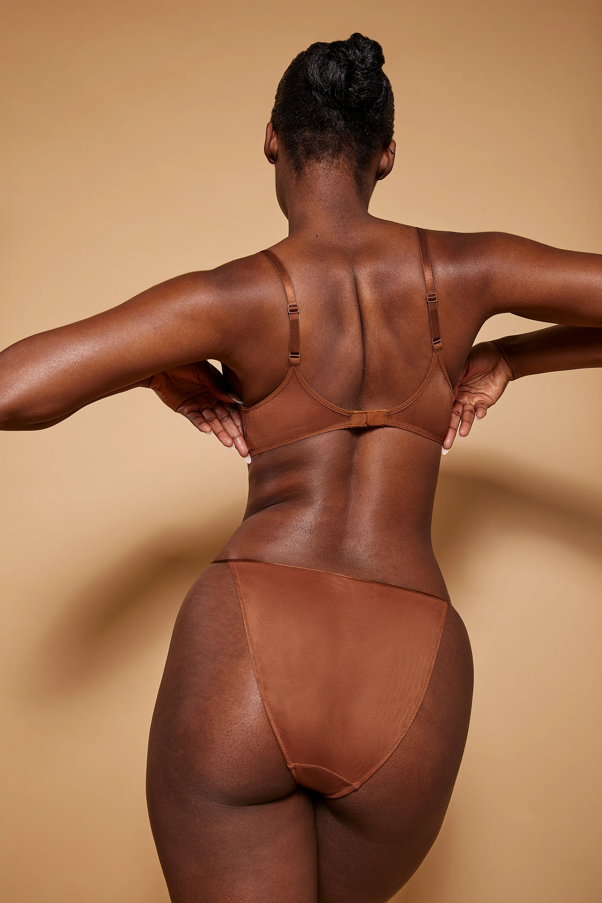 Soft Mesh Single Layer Triangle Bra in Chestnut - Image 3