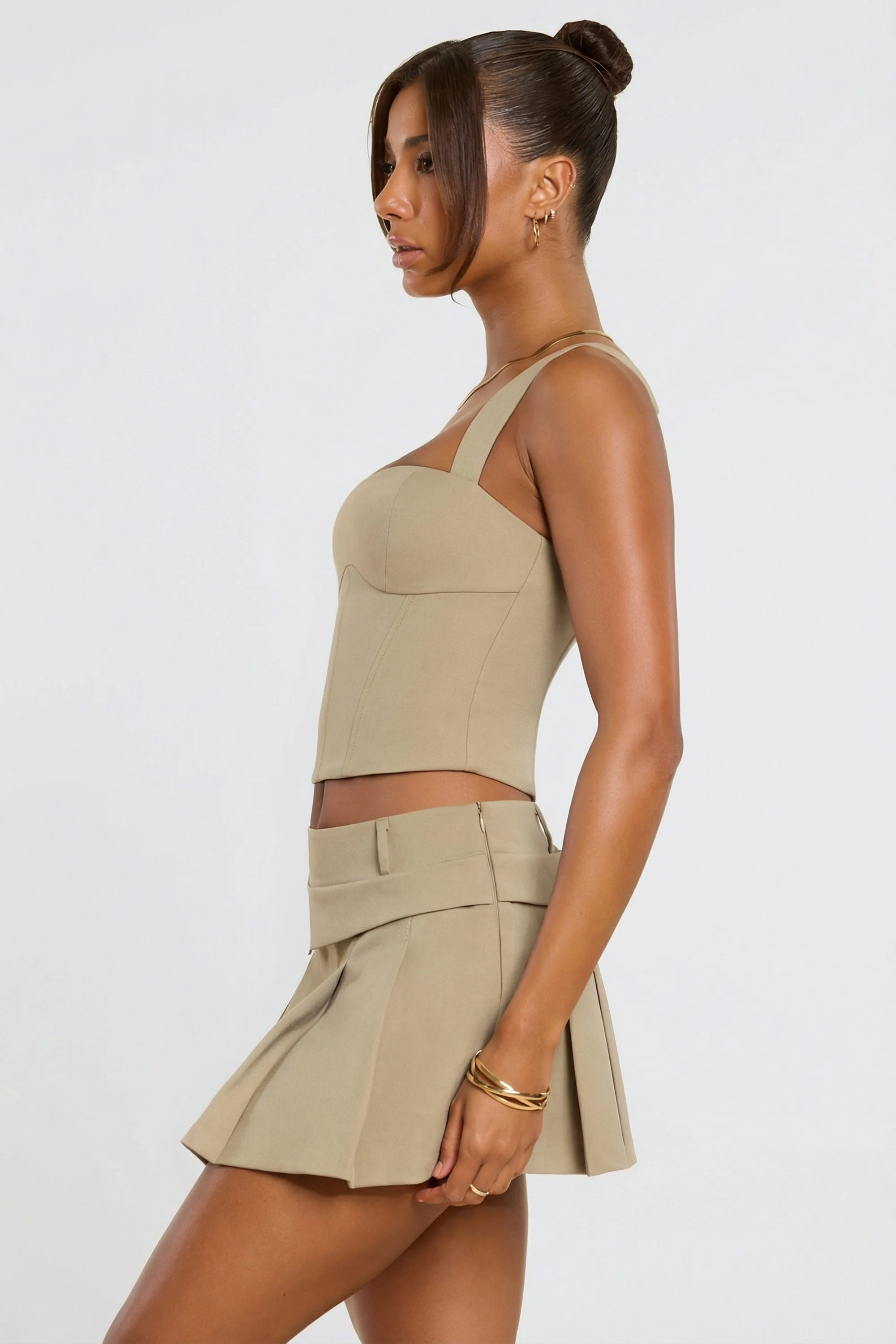 Brushed Twill Mid Rise Pleated Micro Mini Skirt in Taupe - Image 3