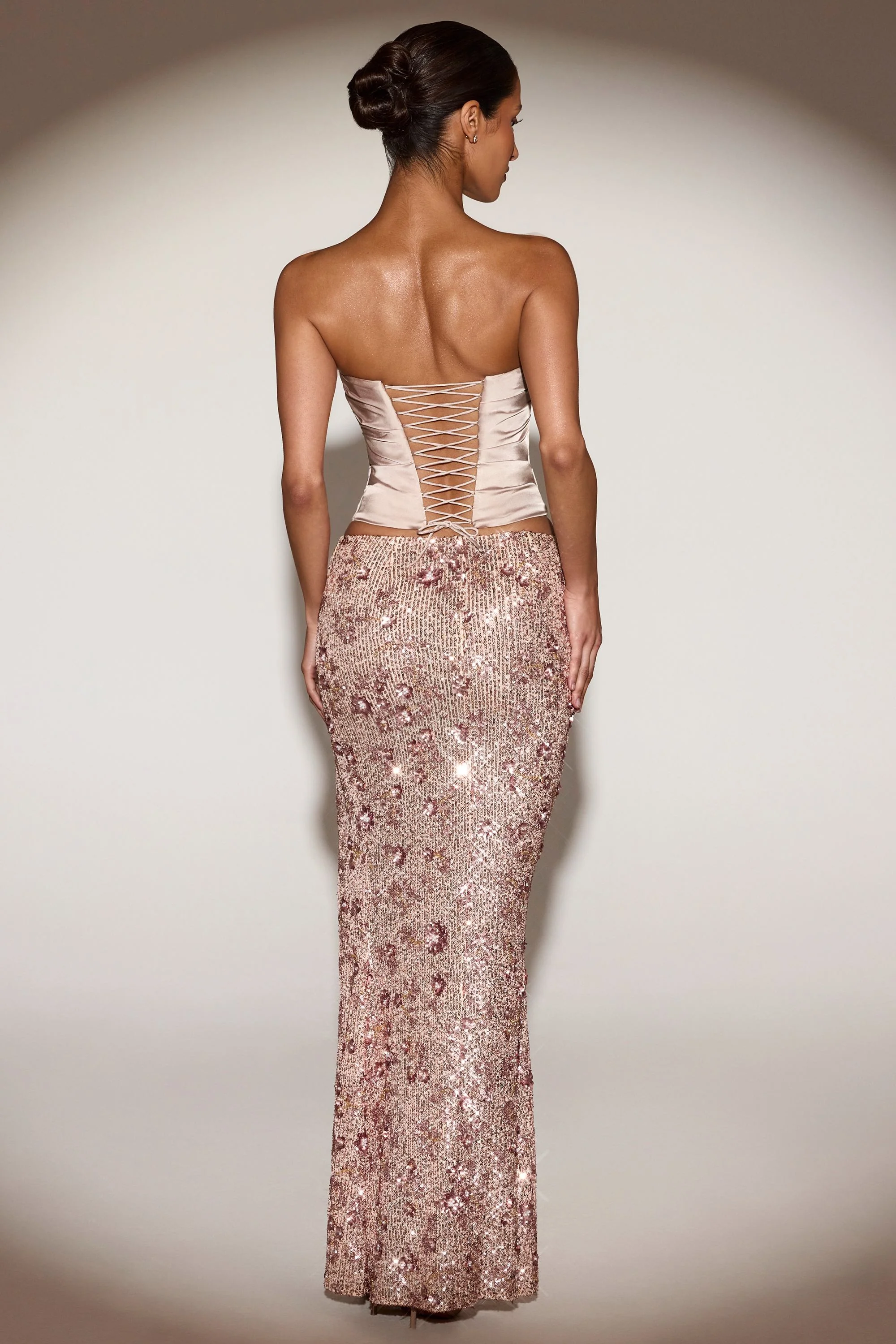 Embellished Mid-Rise Thigh-Split Maxi Skirt in Rose Gold - Image 3