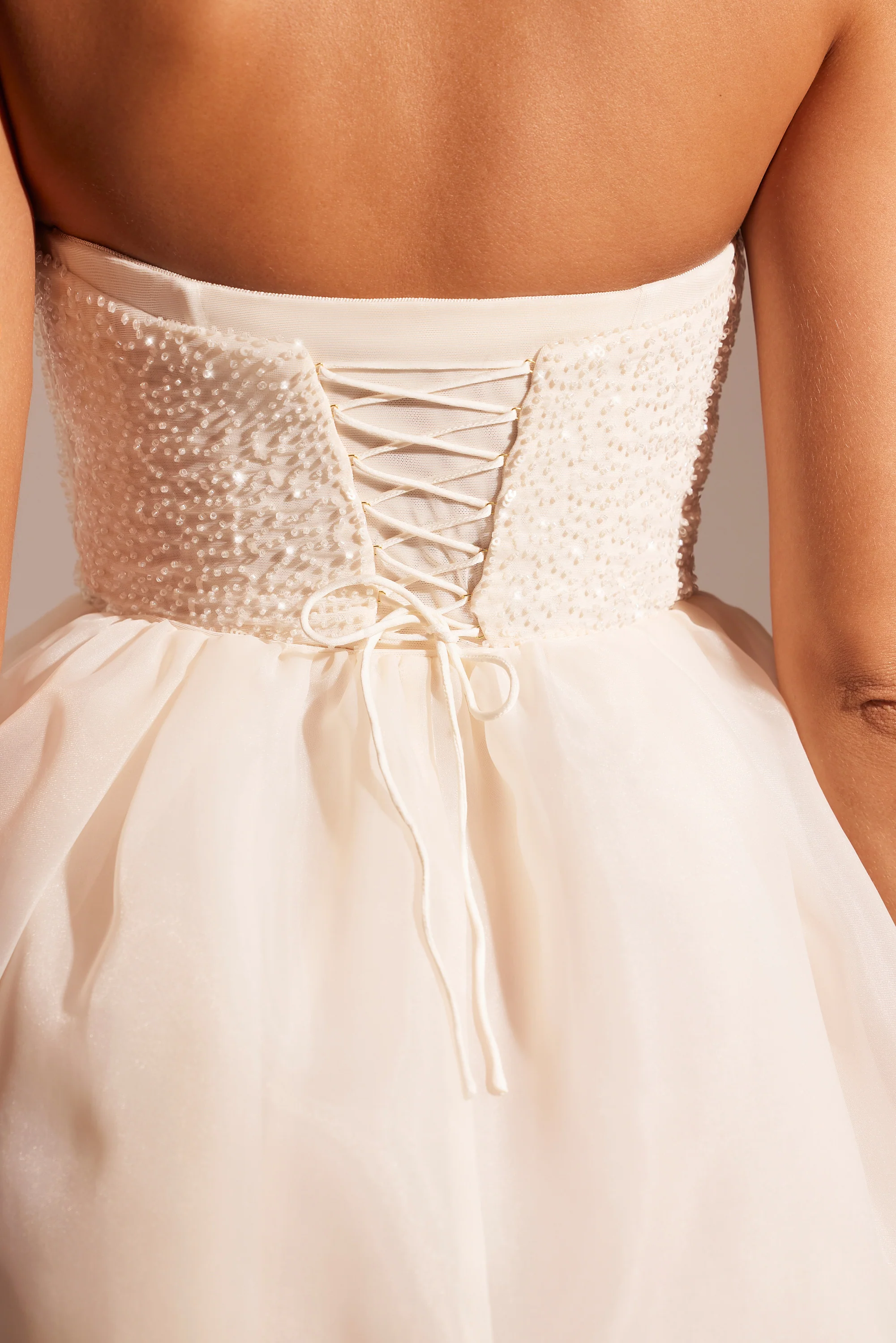 Embellished Corset Tulle Skirt Midi Dress in Ivory - Image 5