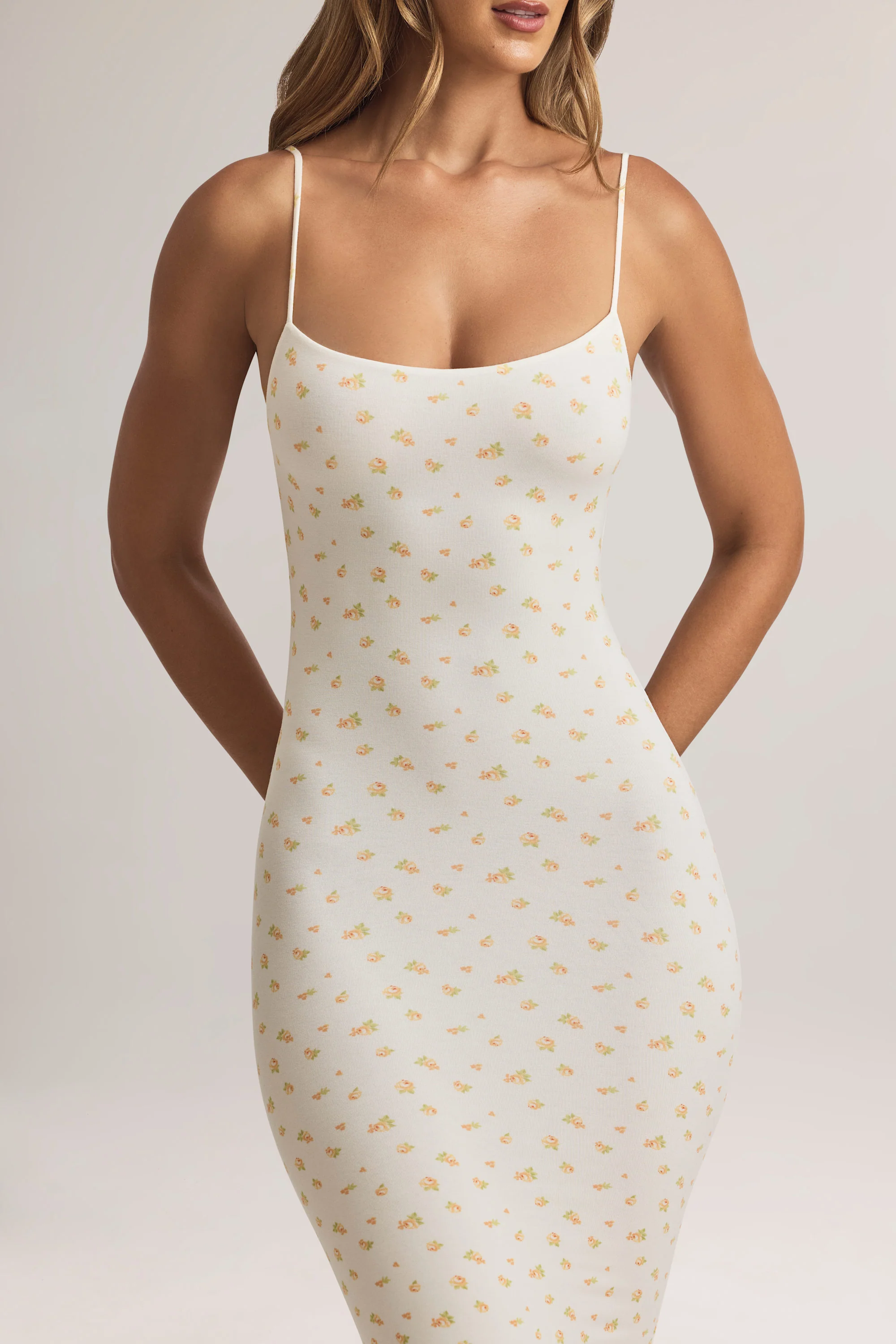 Modal Scoop-Neck Strappy Maxi Dress in Floral Print - Image 4