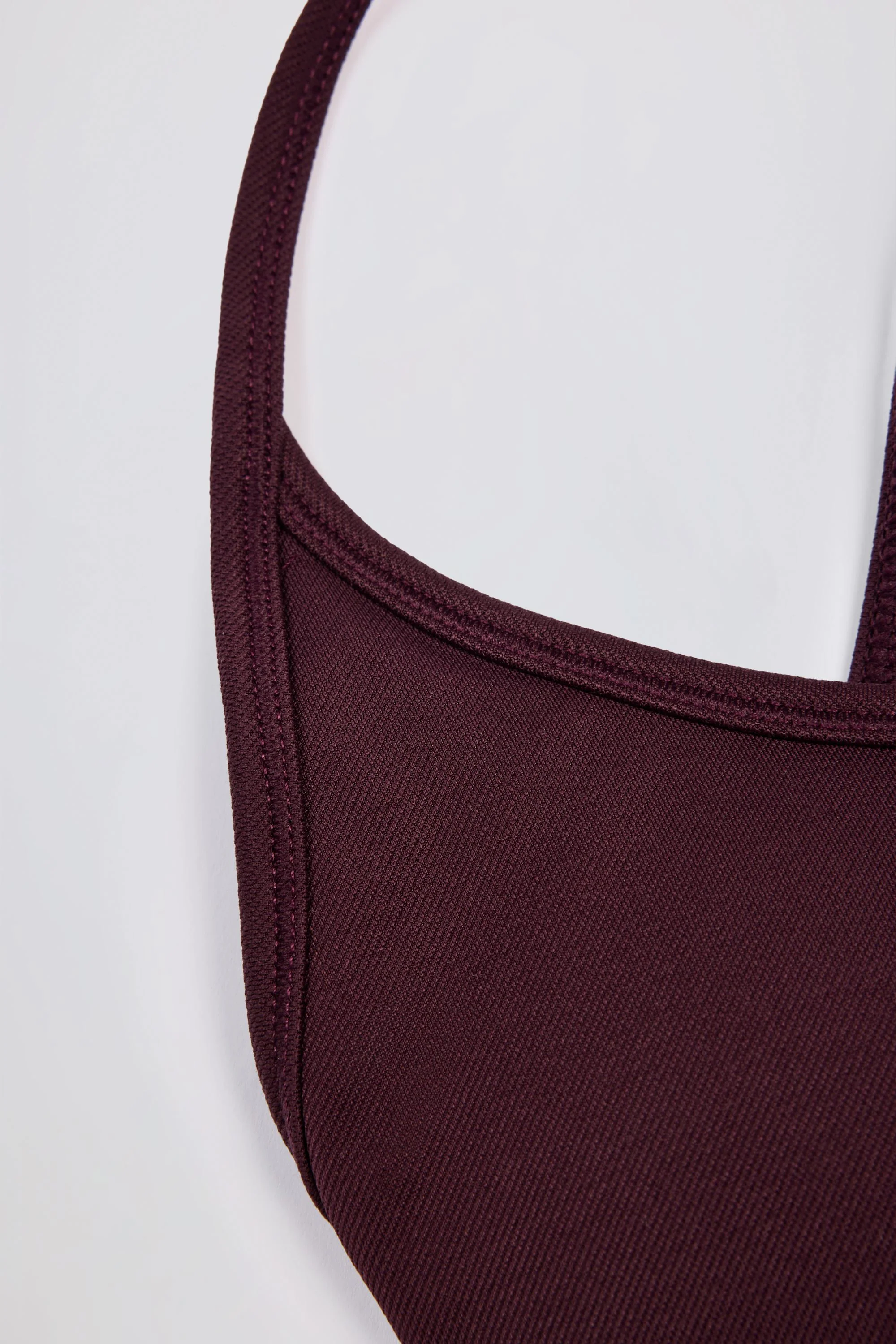 Super Sculpt Seamless Backless Sports Bra in Burgundy - Image 6
