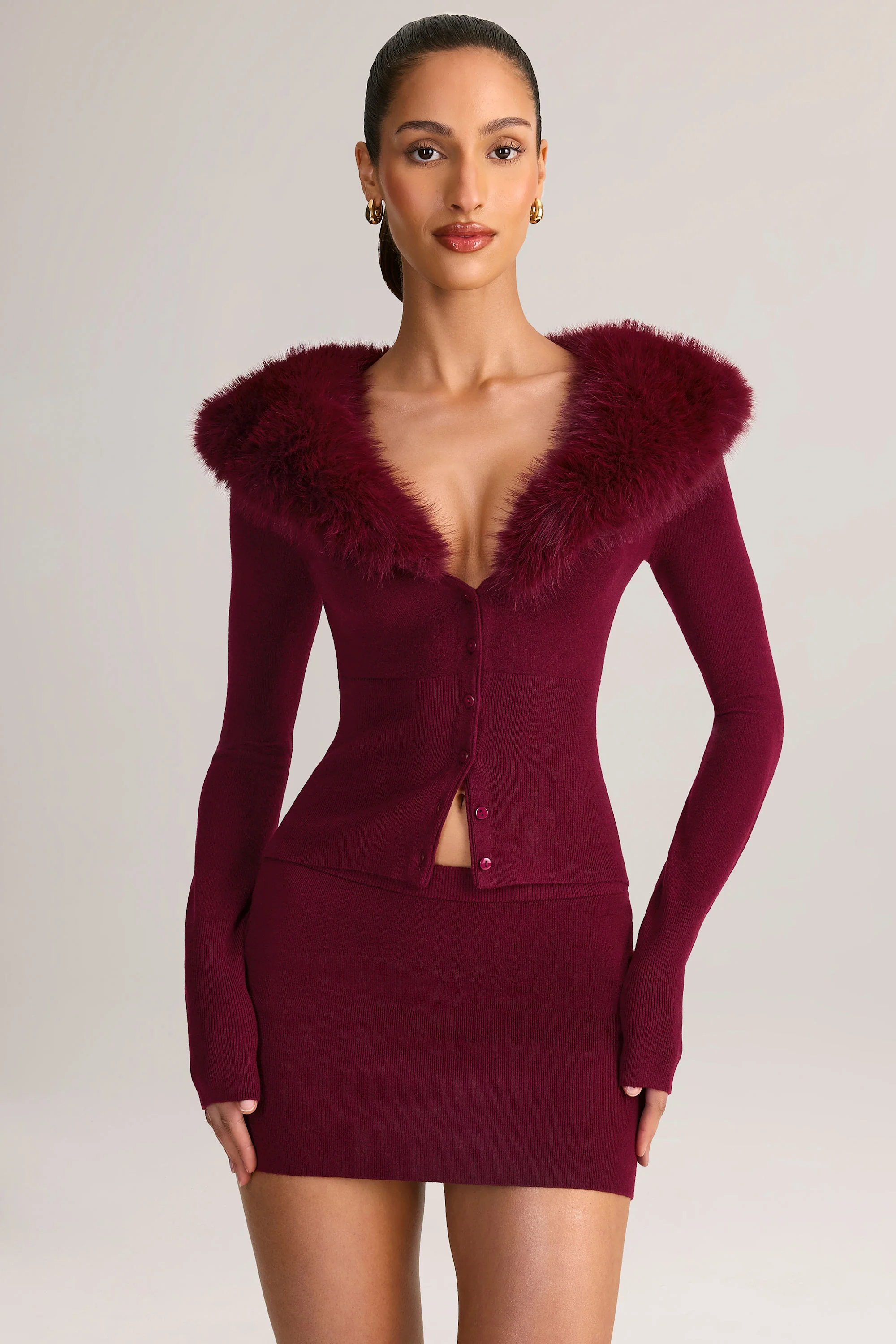 Knit Mid-Rise Mini Skirt in Wine - Image 8