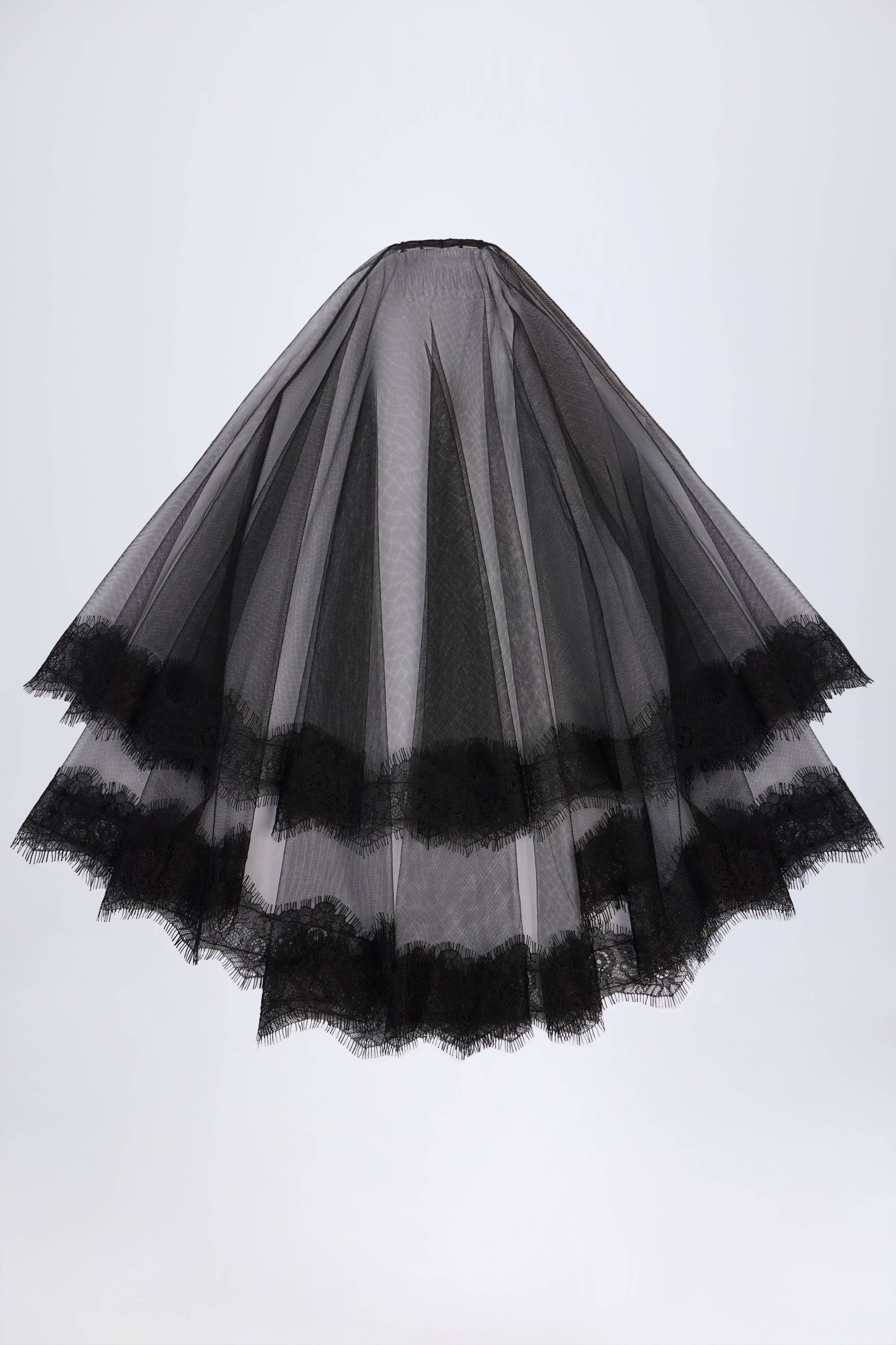 Lace-Trim Veil in Black - Image 2