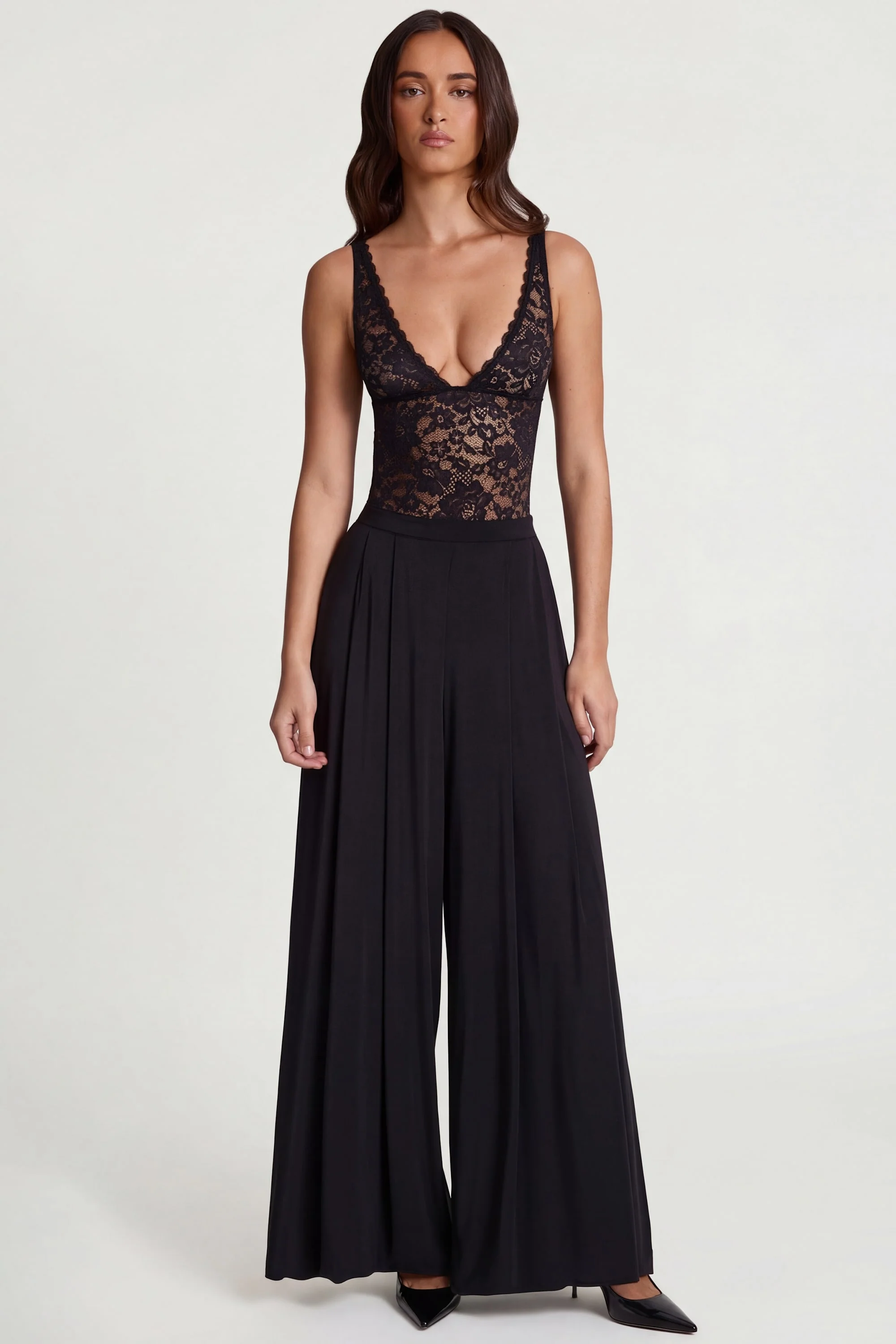 Soft Jersey Mid-Rise Wide-Leg Trousers in Black - Image 5