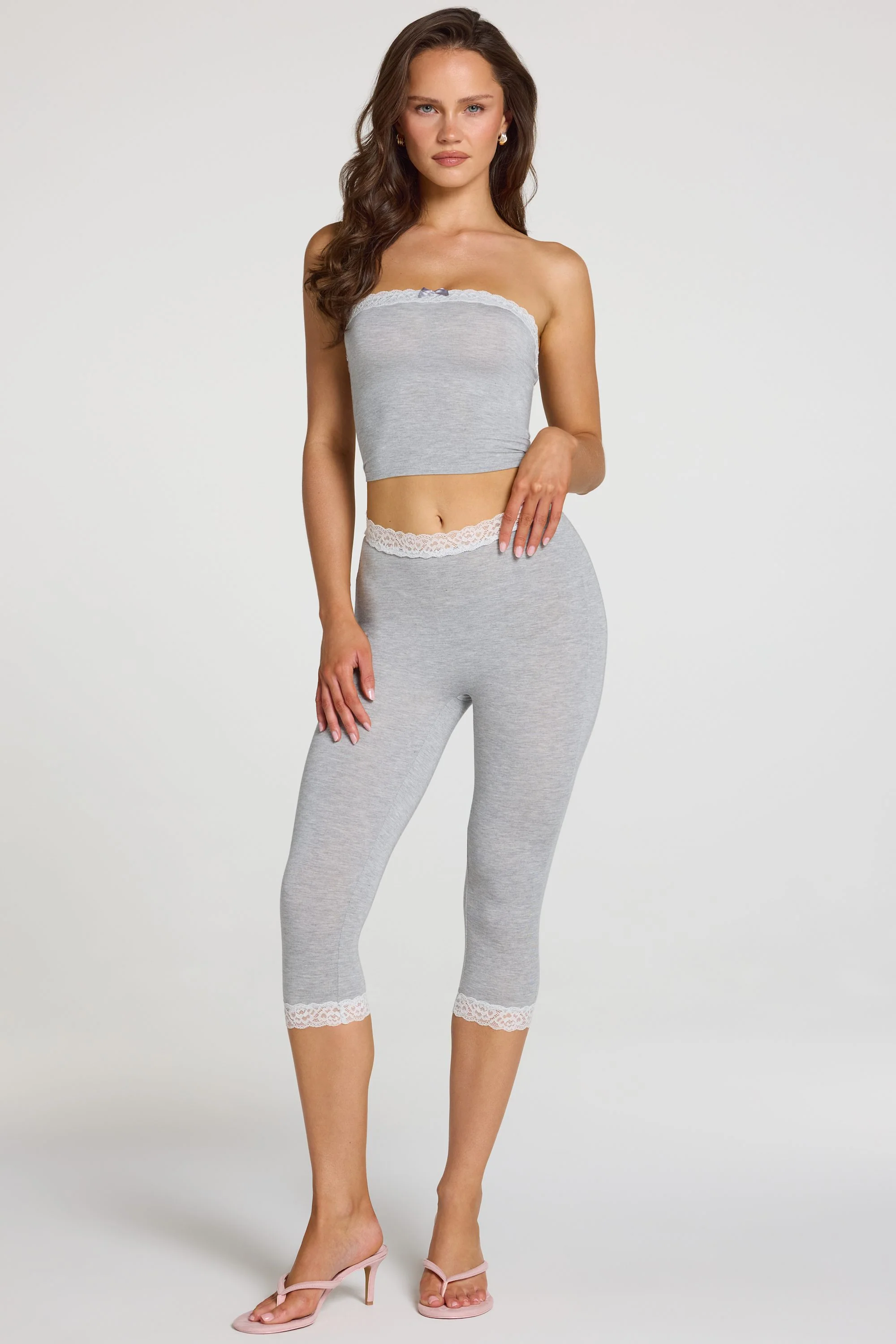 Modal Lace-Trim Mid-Rise Capri Leggings in Grey Marl - Image 5